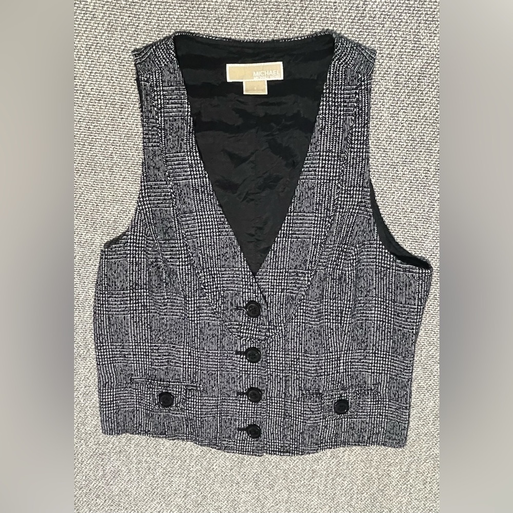 Michael Kors Women's Size 8 Black Tweed Lined Fitted Acrylic Blend Button